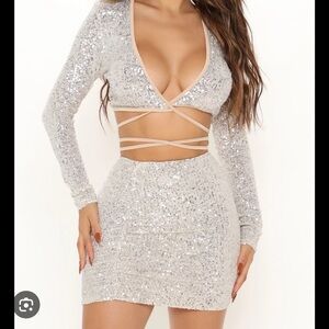NEW fashionnova go all out sequin skirt set - perfect condition never worn!